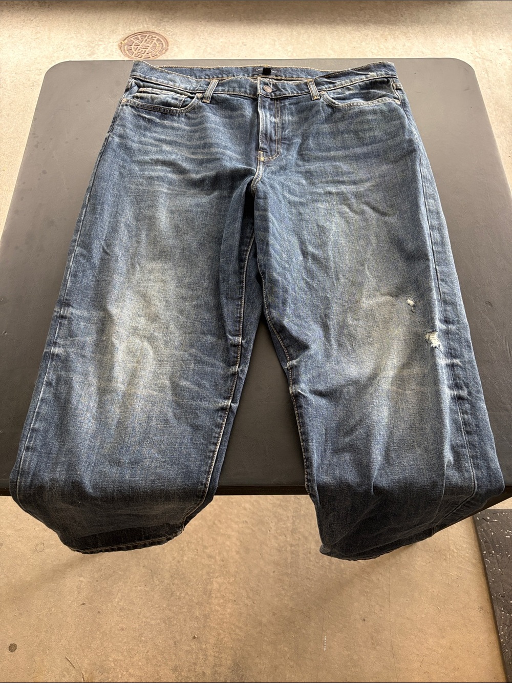 Lucky Brand Men's Faded Blue Relaxed Fit Jeans